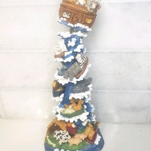 Musical noahs Ark tree tower "over the rainbow"